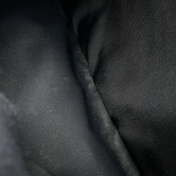 プラダ ショルダーバッグ リナイロン RE-NYLON トライアングルロゴ ナイロン 2VH048 PRADA 黒