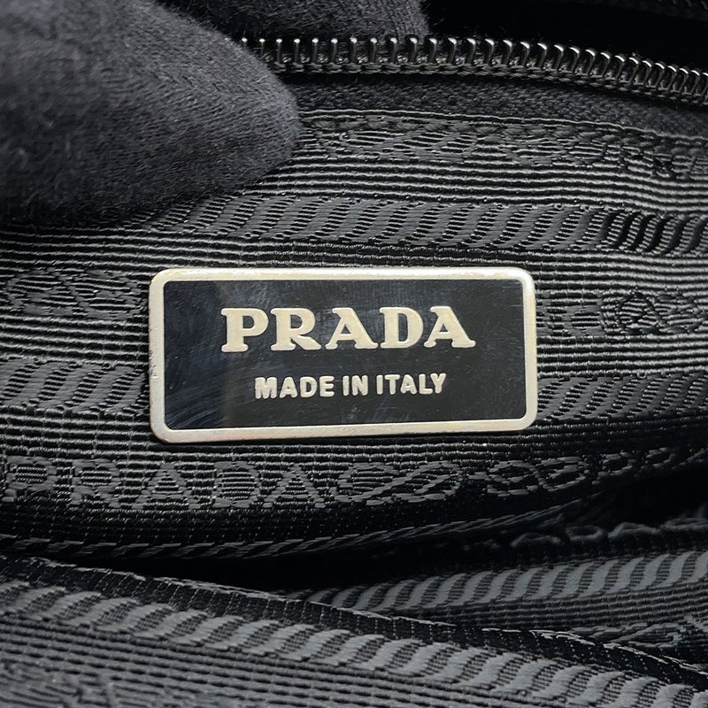 プラダ ショルダーバッグ リナイロン RE-NYLON トライアングルロゴ ナイロン 2VH048 PRADA 黒