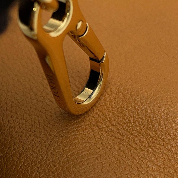 ロエベ チェーンショルダーバッグ フラメンコクラッチ ナノ A411FC6X01 2wayクラッチバッグ ミニバッグ