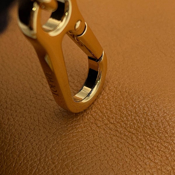 ロエベ チェーンショルダーバッグ フラメンコクラッチ ナノ A411FC6X01 2wayクラッチバッグ ミニバッグ