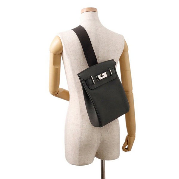 エルメス ボディバッグ ケリー アッカドPM プロン/シルバー金具 トゴ K刻印 HERMES メンズ 黒