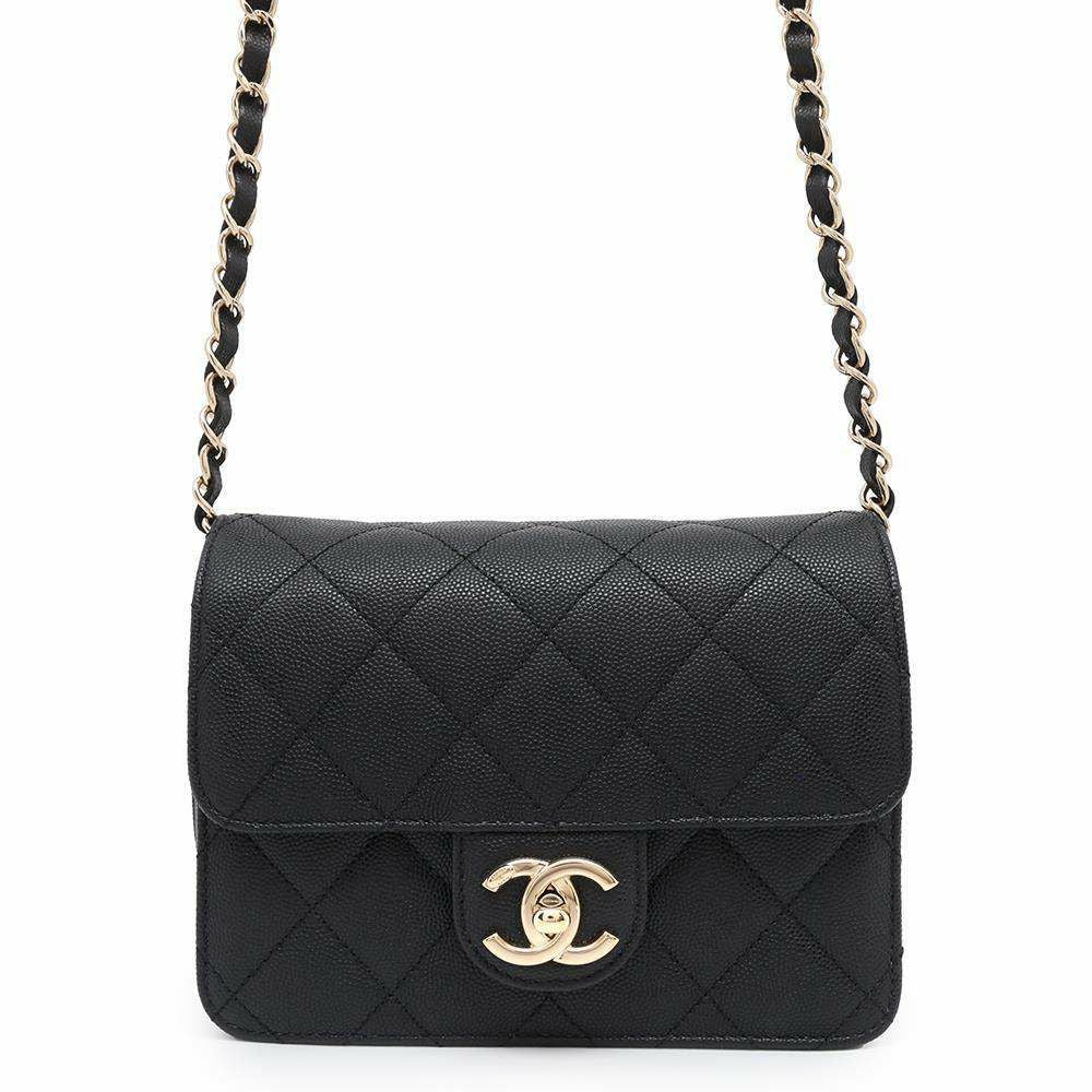 未使用同様 シャネル 正規品 チェーンバッグ♡chii様ご専用品♡ ミラー付きで便利♪】CHANEL バニティバッグ チェーンクラッチ (CHANEL