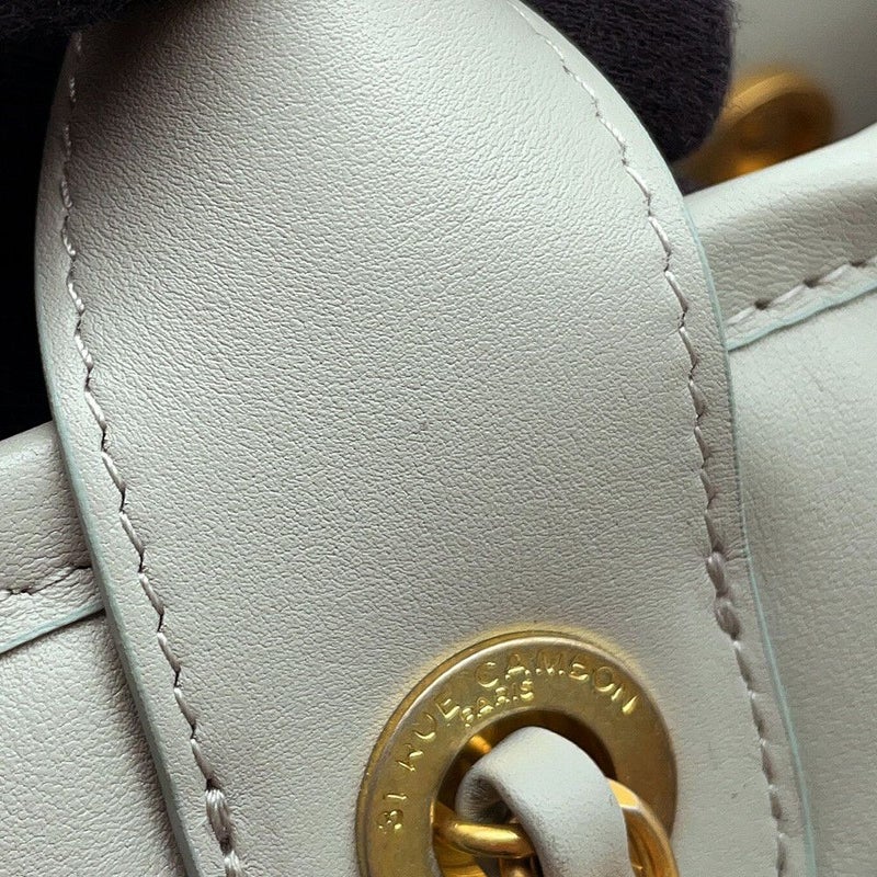 シャネル チェーントートバッグ ドーヴィル ショッピングバッグ ラムスキン AS3351 CHANEL 2way