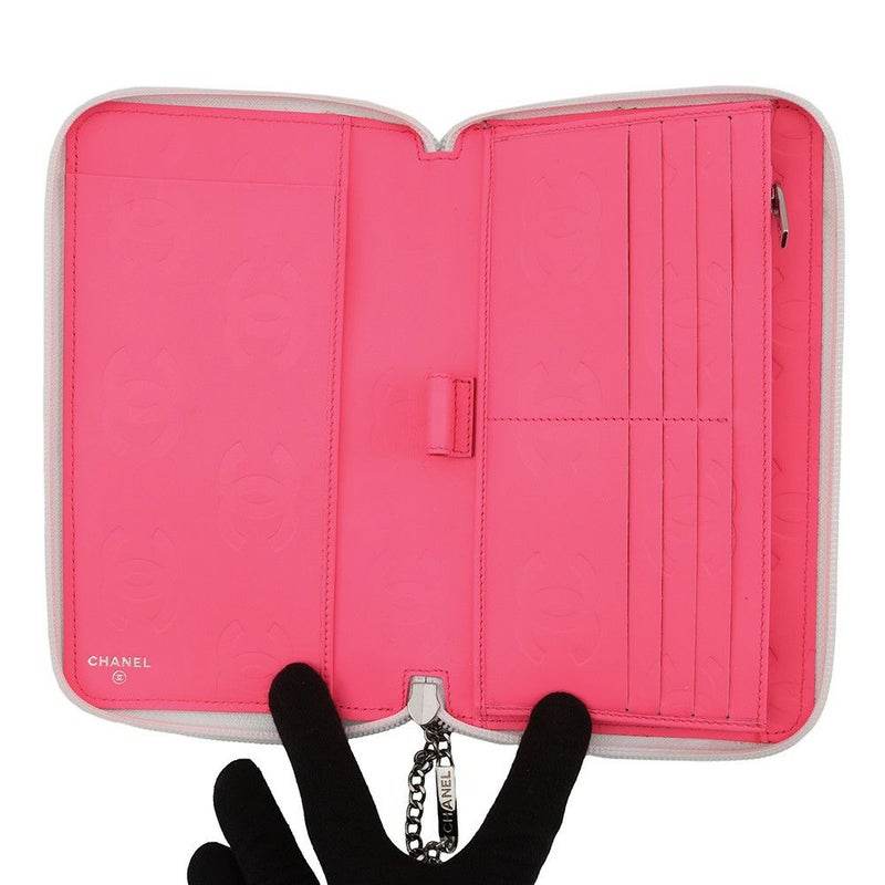 シャネル 長財布 マトラッセ ココマーク カンボンライン ラウンドファスナー カーフスキン A26710 CHANEL 白 黒