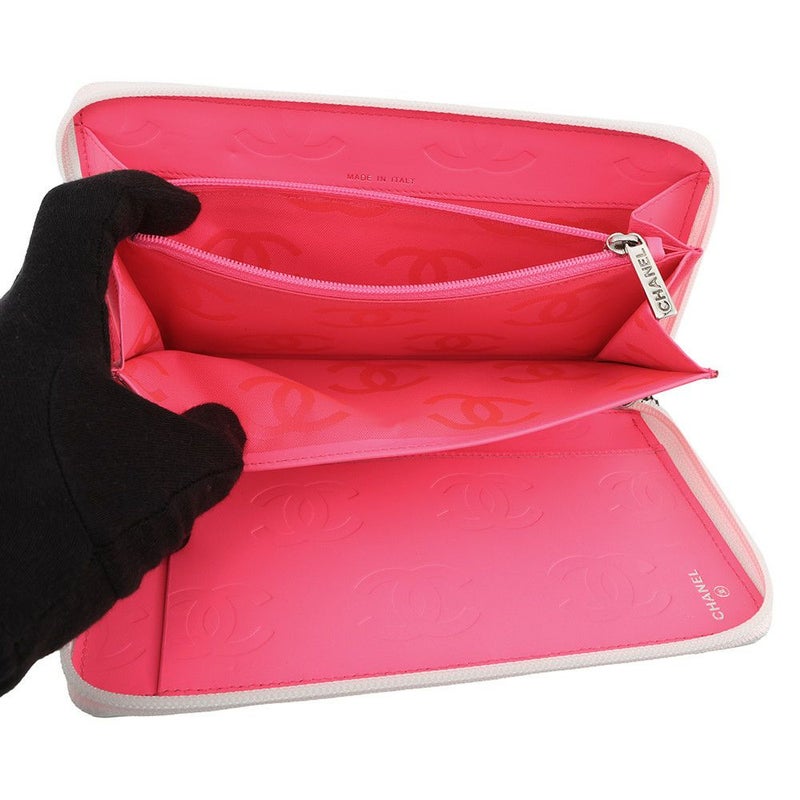 シャネル 長財布 マトラッセ ココマーク カンボンライン ラウンドファスナー カーフスキン A26710 CHANEL 白 黒