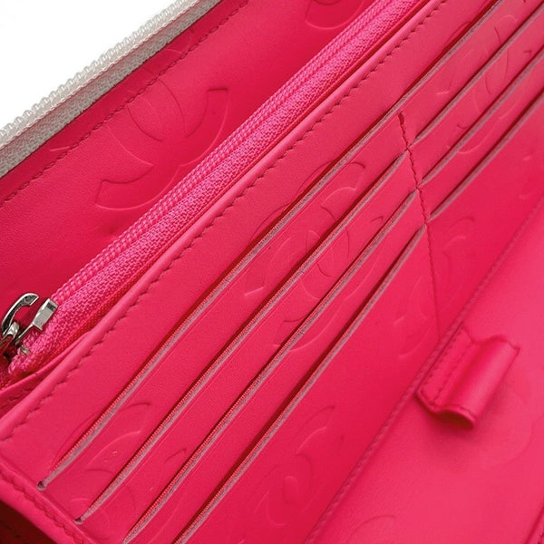 シャネル 長財布 マトラッセ ココマーク カンボンライン ラウンドファスナー カーフスキン A26710 CHANEL 白 黒