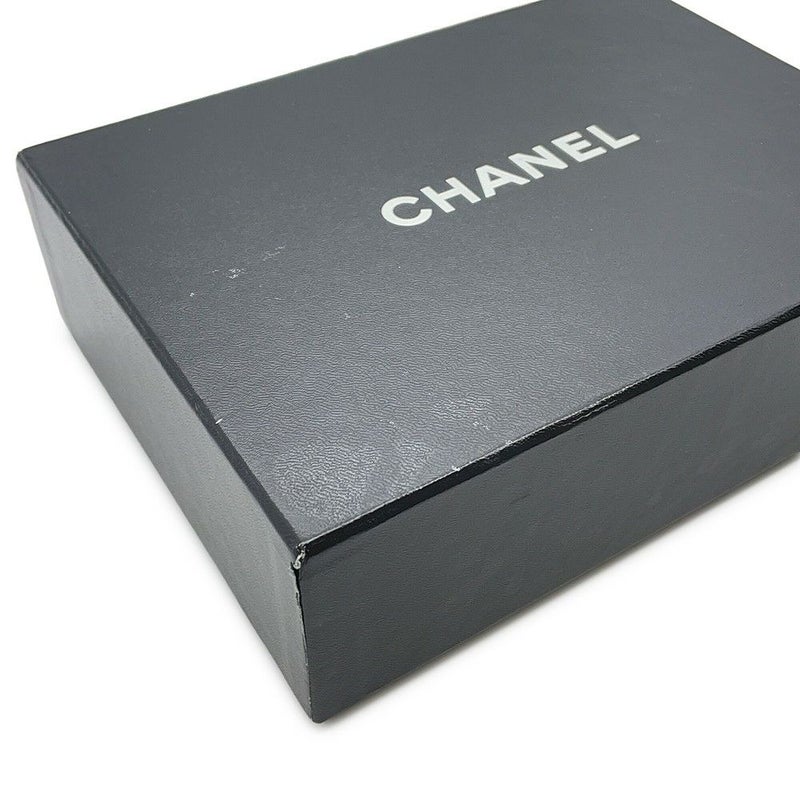 シャネル 長財布 マトラッセ ココマーク カンボンライン ラウンドファスナー カーフスキン A26710 CHANEL 白 黒