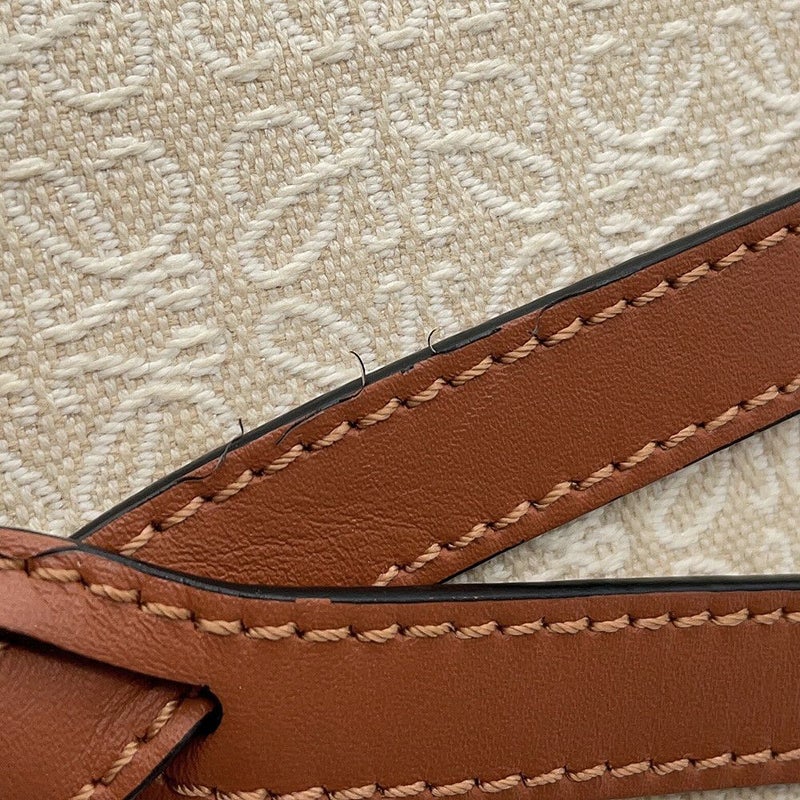 ロエベ ショルダーバッグ ゲート デュアル ミニ アナグラム ジャカード/カーフスキン A650N46X10 LOEWE バッグ