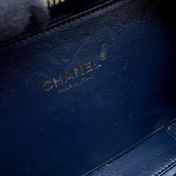 シャネル チェーンショルダーバッグ CCフィリグリー バニティ キャビアスキン A93343 CHANEL バッグ ヴァニティ