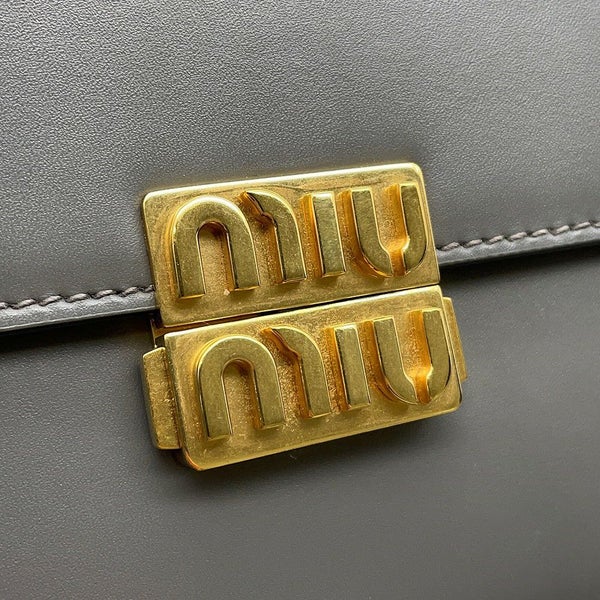 ミュウミュウ ショルダーバッグ ロゴ レザー 5BD254 MIUMIU 2way