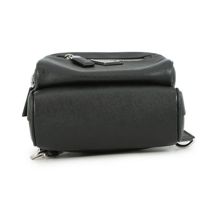 プラダ ボディバッグ トライアングルロゴ レザー 2VZ031 PRADA 黒