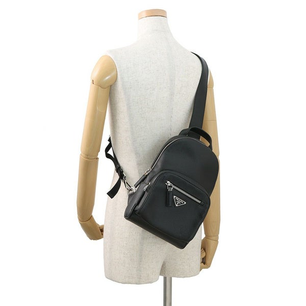 プラダ ボディバッグ トライアングルロゴ レザー 2VZ031 PRADA 黒