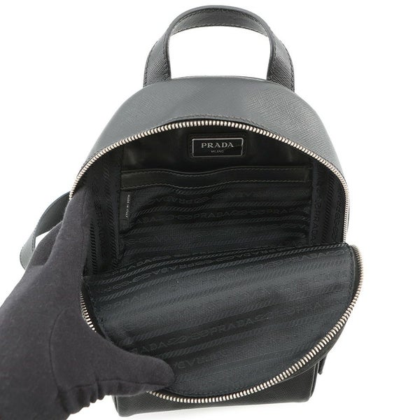 プラダ ボディバッグ トライアングルロゴ レザー 2VZ031 PRADA 黒