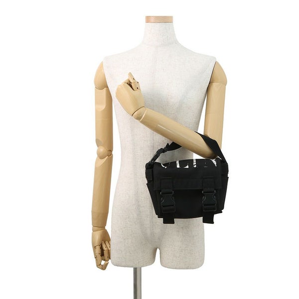 ヴァレンティノ・ガラヴァーニ ボディバッグ VLTN キャンバス VALENTINO ウエストバッグ 黒