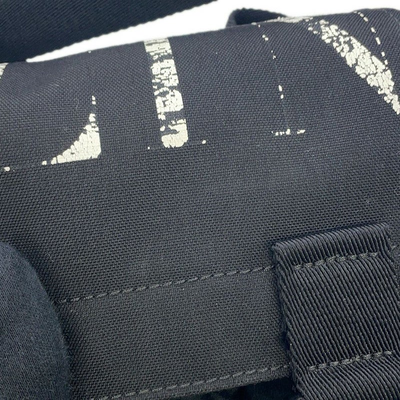 ヴァレンティノ・ガラヴァーニ ボディバッグ VLTN キャンバス VALENTINO ウエストバッグ 黒