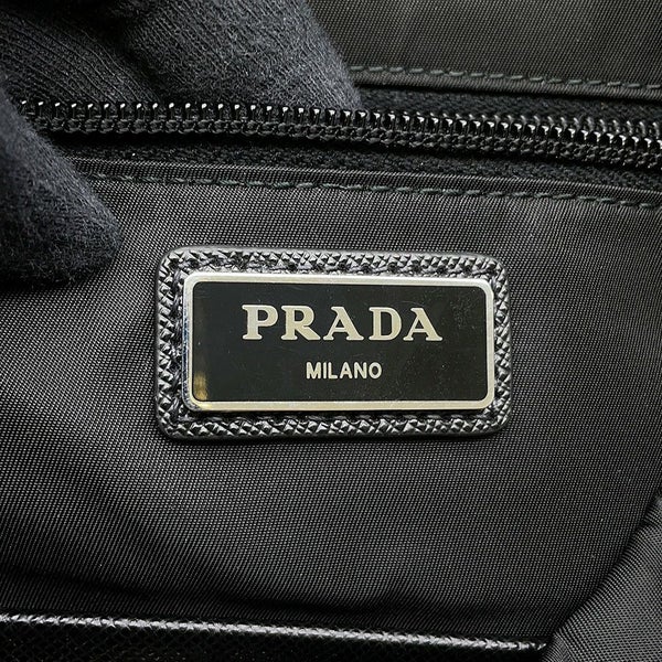 プラダ リュックサック トライアングルロゴ ナイロン PRADA バックパック 黒