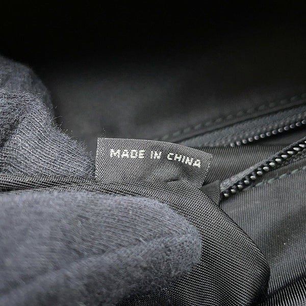 プラダ リュック トライアングルロゴ バックパック ナイロン 2VZ034 PRADA バッグ リュックサック 黒 アウトレット品