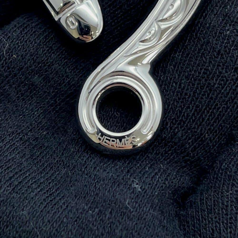 エルメス キーホルダー シュヴァル 花火師 ステンレススティール