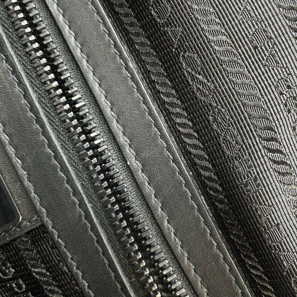 プラダ リュック バックパック レザー 2VZ011 PRADA リュックサック 黒