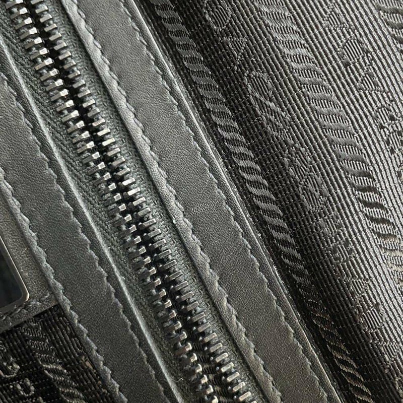 プラダ リュック バックパック レザー 2VZ011 PRADA リュックサック 黒