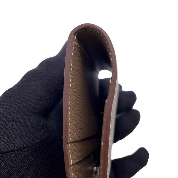 エルメス カードケース メドール エトゥープ/シルバー金具 シェブルシャムキラ B刻印