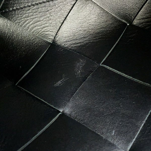 ボッテガヴェネタ ショルダーバッグ イントレチャート スモール カセット ラムスキン 709417 BOTTEGA VENETA 黒
