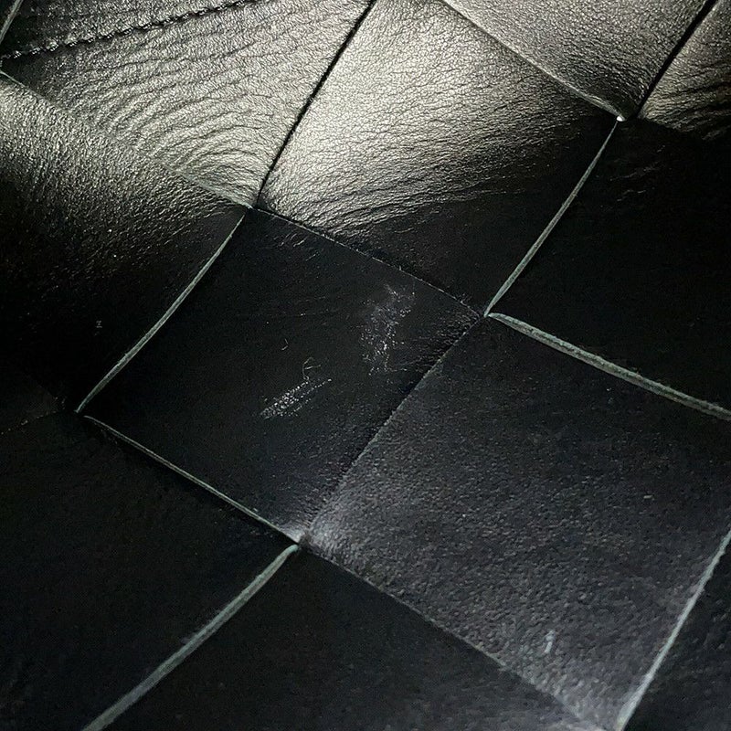ボッテガヴェネタ ショルダーバッグ イントレチャート スモール カセット ラムスキン 709417 BOTTEGA VENETA 黒