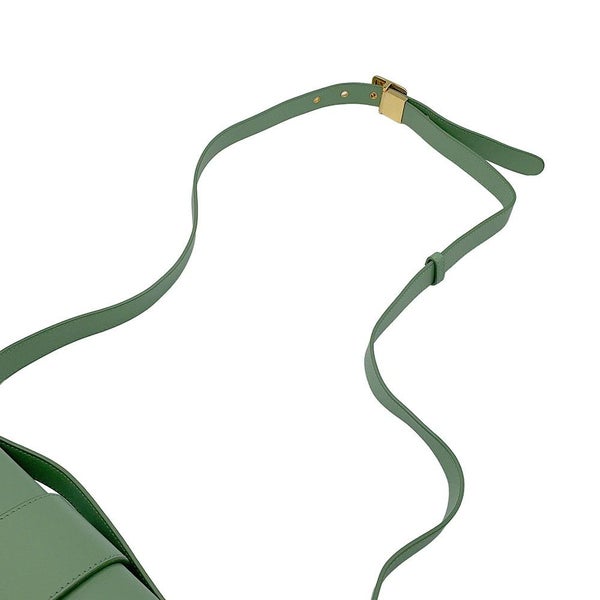 クリスチャン・ディオール ショルダーバッグ 30 Montaigne モンテーニュ ボックスカーフレザー M9203UMOS Christian Dior