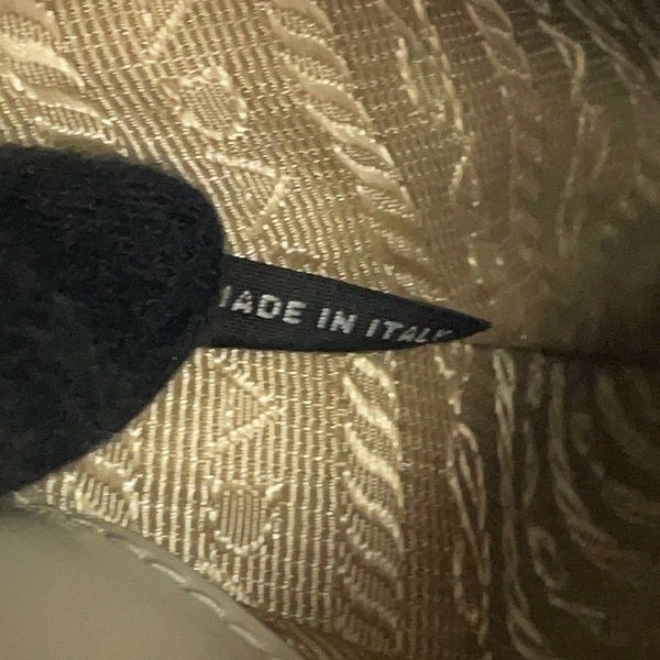 プラダ ハンドバッグ トライアングルロゴ レザー BL0861 PRADA 2way