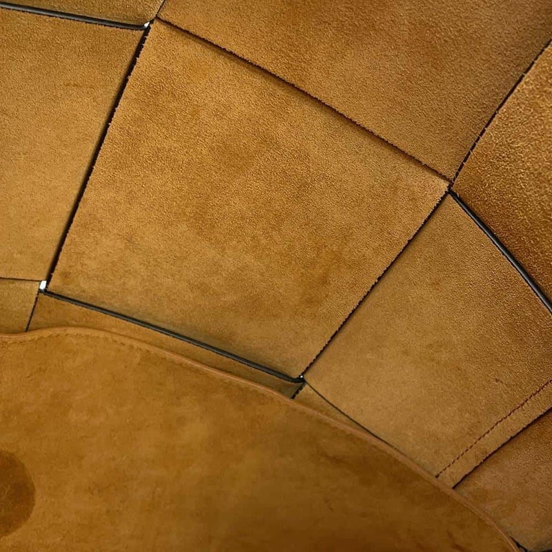 ボッテガヴェネタ トートバッグ マキシイントレチャート アルコ ラージ カーフレザー 608608 BOTTEGA VENETA 黒