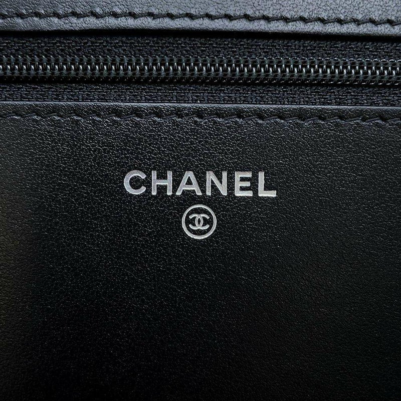 シャネル チェーンウォレット ボーイシャネル マトラッセ ココマーク キャビアスキン AP1117 CHANEL 黒