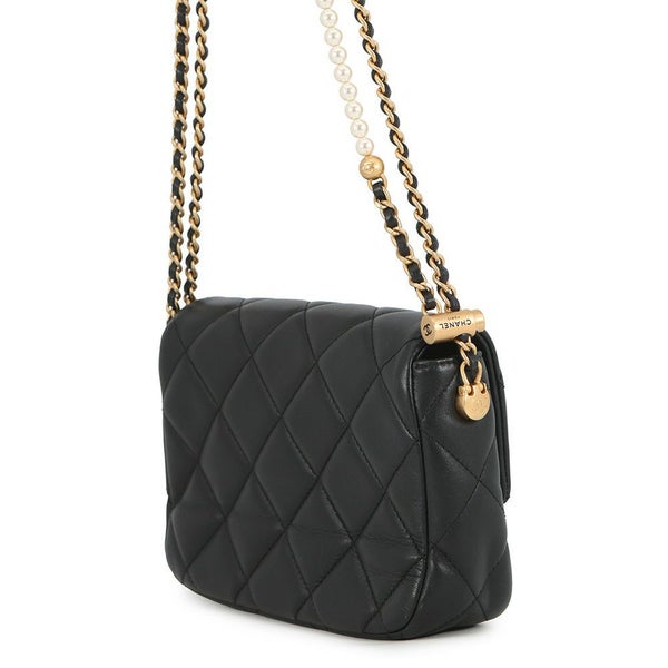 シャネル チェーンショルダーバッグ ミニマトラッセ フェイクパール ラムスキン AS2855 CHANEL バッグ 2ｗay 黒