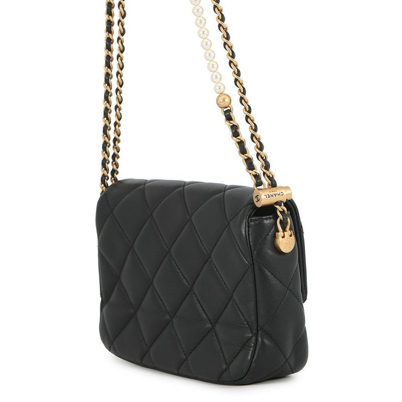 シャネル チェーンショルダーバッグ ミニマトラッセ フェイクパール ラムスキン AS2855 CHANEL バッグ 2ｗay 黒
