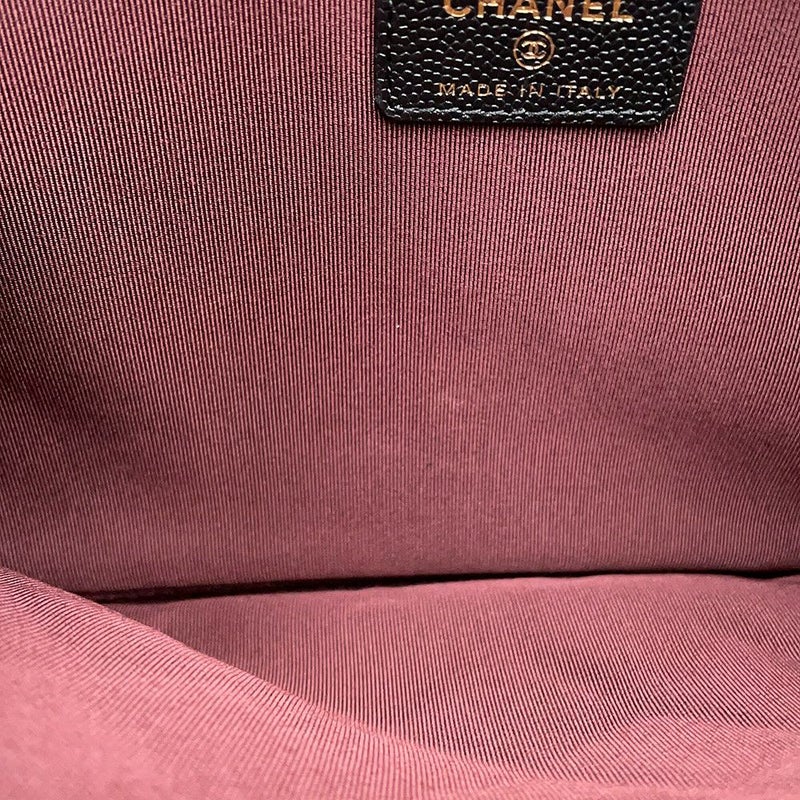 シャネル クラッチバッグ マトラッセ ココマーク キャビアスキン A82545 CHANEL 黒