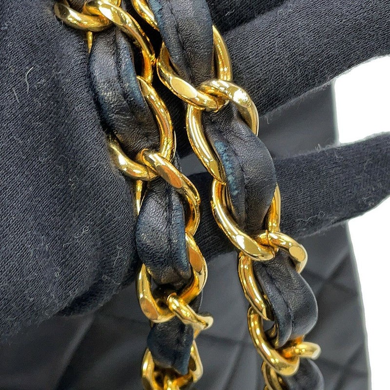 シャネル チェーンショルダーバッグ デカマトラッセ ココマーク シングルフラップ ラムスキン A01094 CHANEL 黒