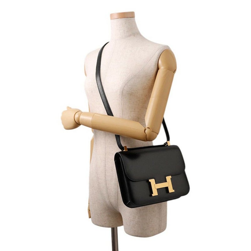 エルメス ショルダーバッグ コンスタンス24 ミロワール ブラック/ゴールド金具 ボックスカーフ B刻印 黒