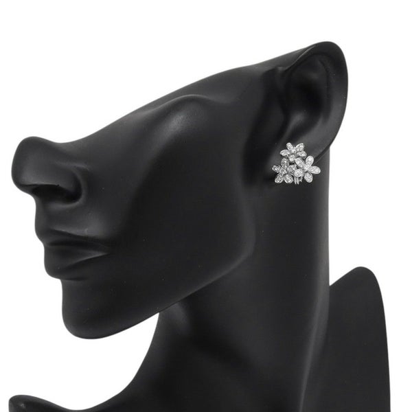 ヴァンクリーフ&アーペル イヤリング ソクラテス イヤリング 3フラワー ダイヤ 66P 計1.32ct K18WGホワイトゴールド VCARB14300