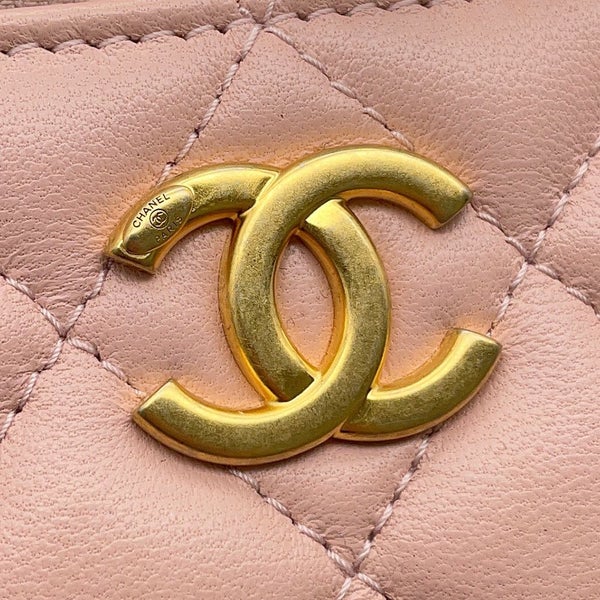 シャネル チェーンショルダーバッグ バニティ ココマーク カメリア マトラッセ ラムスキン AP3301 CHANEL