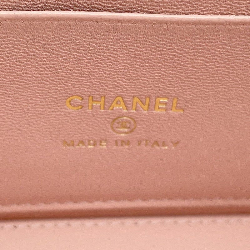 シャネル チェーンショルダーバッグ バニティ ココマーク カメリア マトラッセ ラムスキン AP3301 CHANEL
