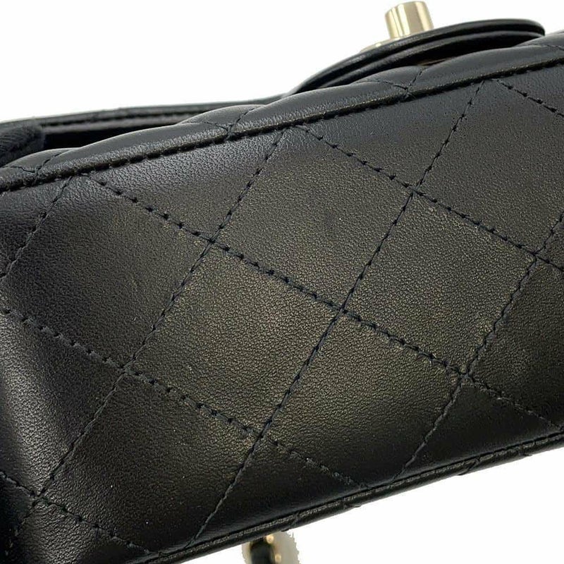 シャネル チェーンショルダーバッグ ココマーク マトラッセ ラムスキン A69900 CHANEL ミニ フラップ 黒