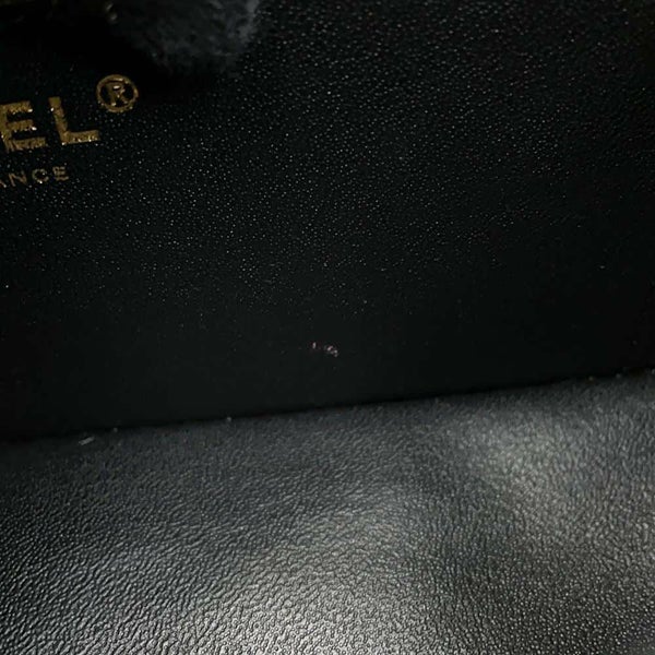 シャネル チェーンショルダーバッグ ココマーク マトラッセ ラムスキン A69900 CHANEL ミニ フラップ 黒