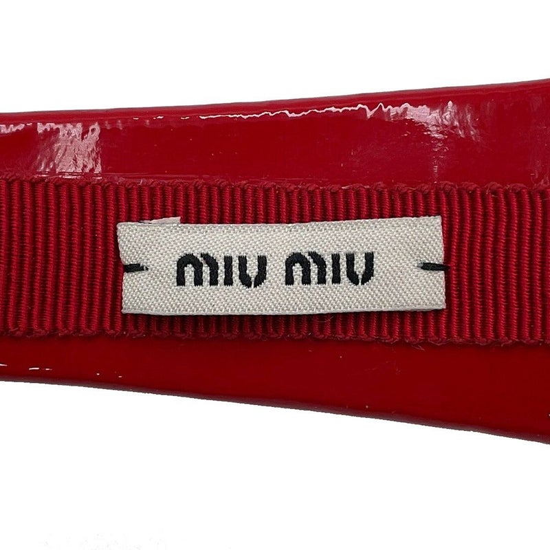ミュウミュウ カチューシャ ロゴ パテントレザー 5IH025 Miu Miu ヘアアクセサリー