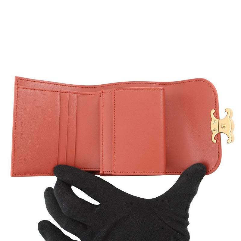 セリーヌ 三つ折り財布 トリオンフ スモール フラップウォレット 10D783 CELINE