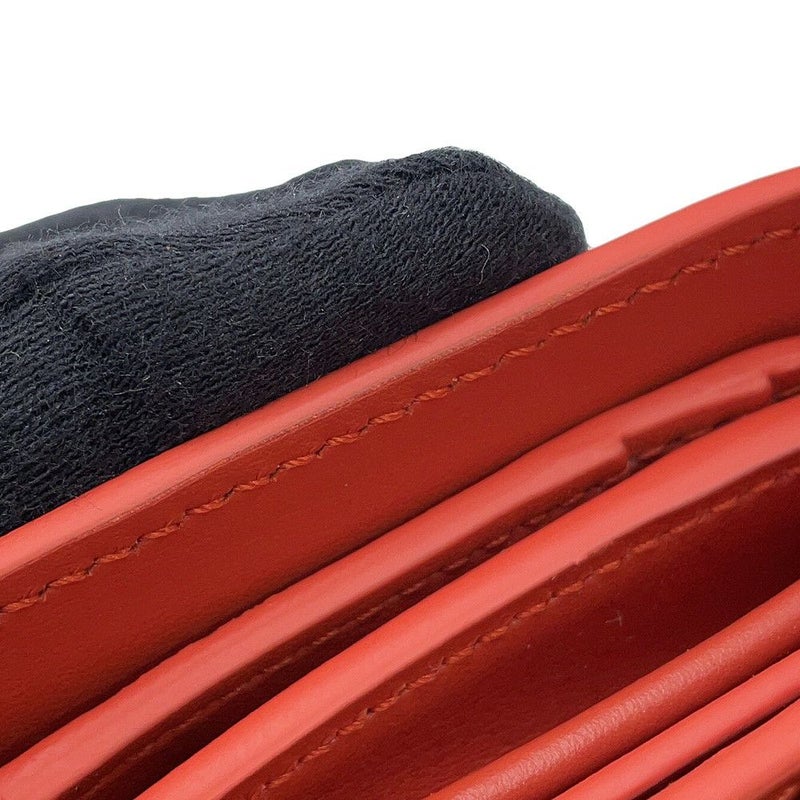 セリーヌ 三つ折り財布 トリオンフ スモール フラップウォレット 10D783 CELINE