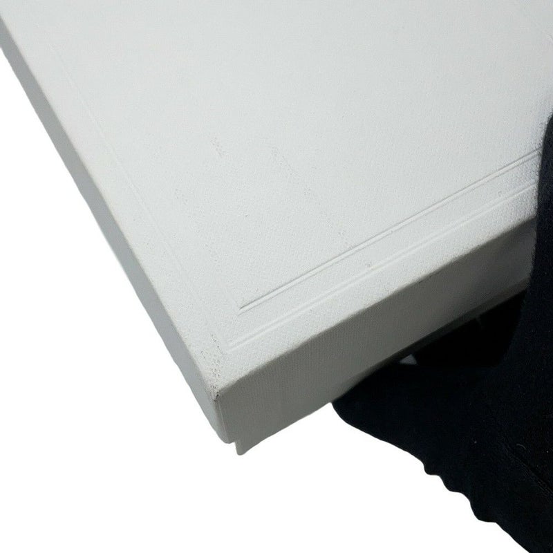 セリーヌ 三つ折り財布 トリオンフ スモール フラップウォレット 10D783 CELINE