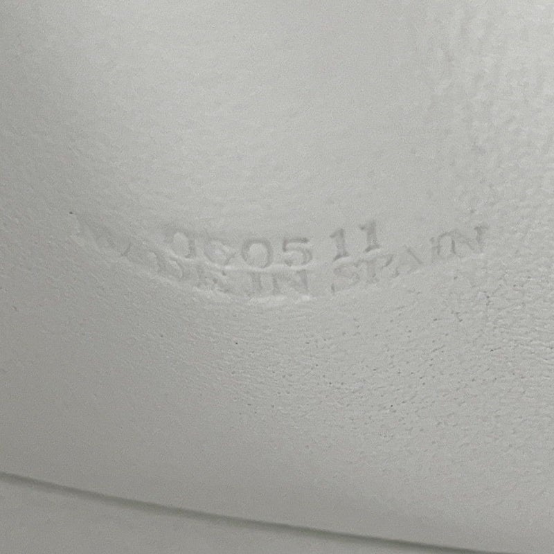 ロエベ ポーチ ロゴ レザー  LOEWE 小物入れ 白