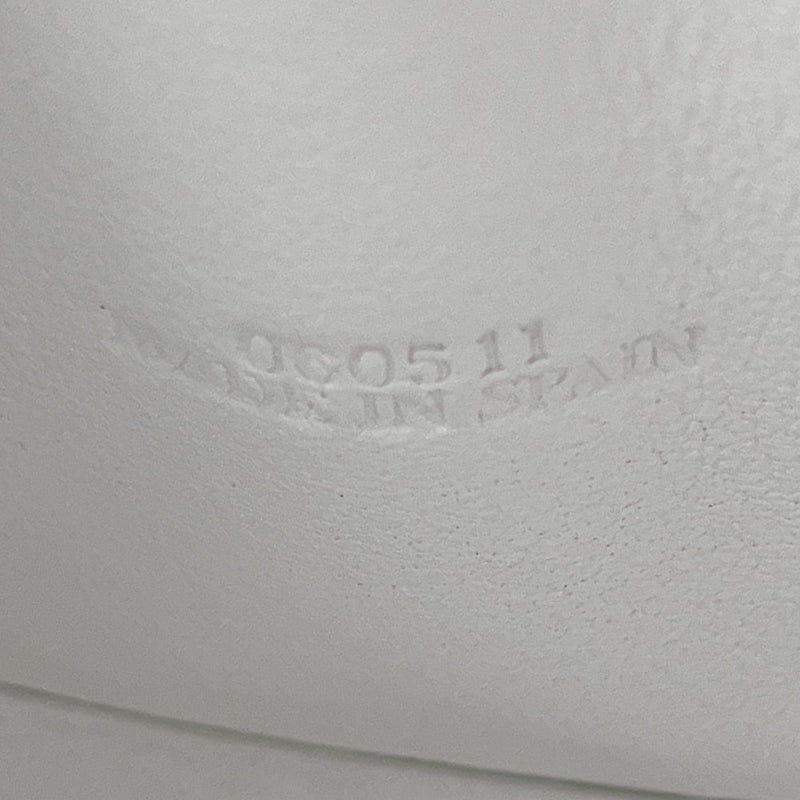 ロエベ ポーチ ロゴ レザー  LOEWE 小物入れ 白