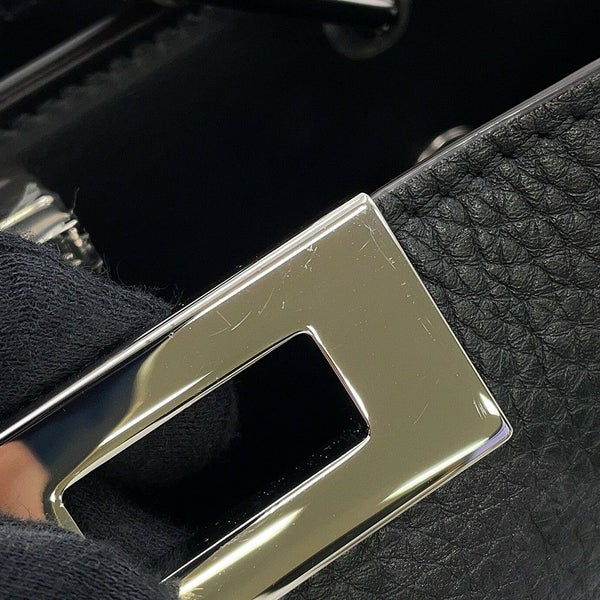 フェンディ ハンドバッグ ピーカブー アイシーユー エックスクロス スモール レザー 7VA530 FENDI 2way 黒