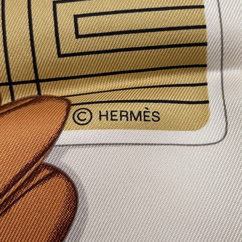 エルメス スカーフ カレ90 L'Heure des Gants 手袋の時計 HERMES 2025春夏 白