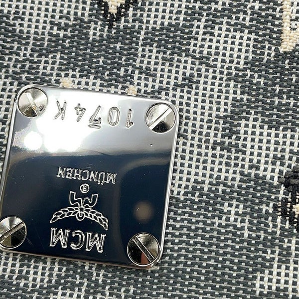 エムシーエム ショルダーバッグ ヴィンテージジャカード フォンケース MMRBATQ02EG001 MCM ポシェット 黒